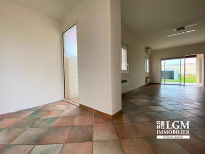 Maison - 77 m² - 3 pièces