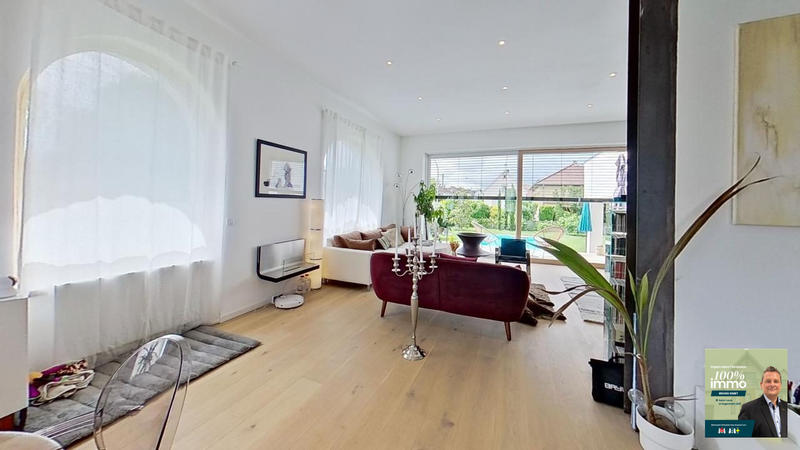 Maison - 308 m² - 8 pièces