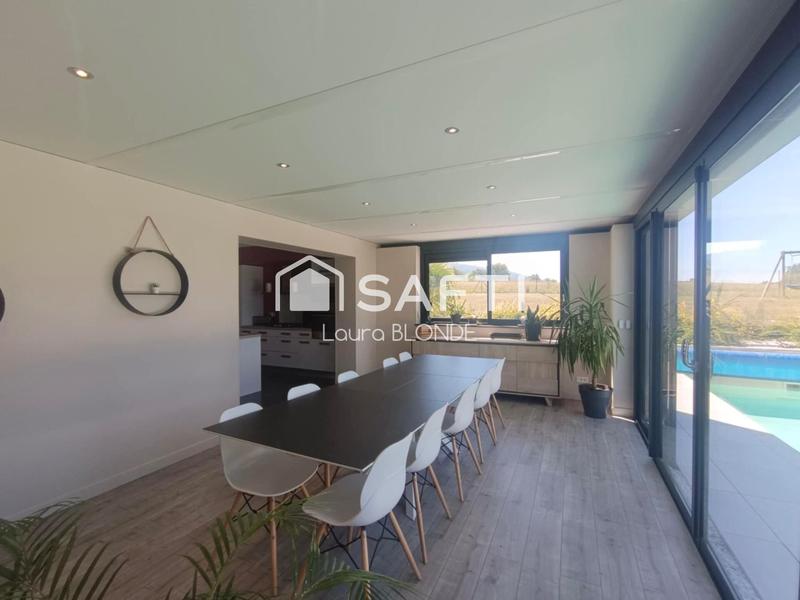 Maison - 145 m² - 6 pièces