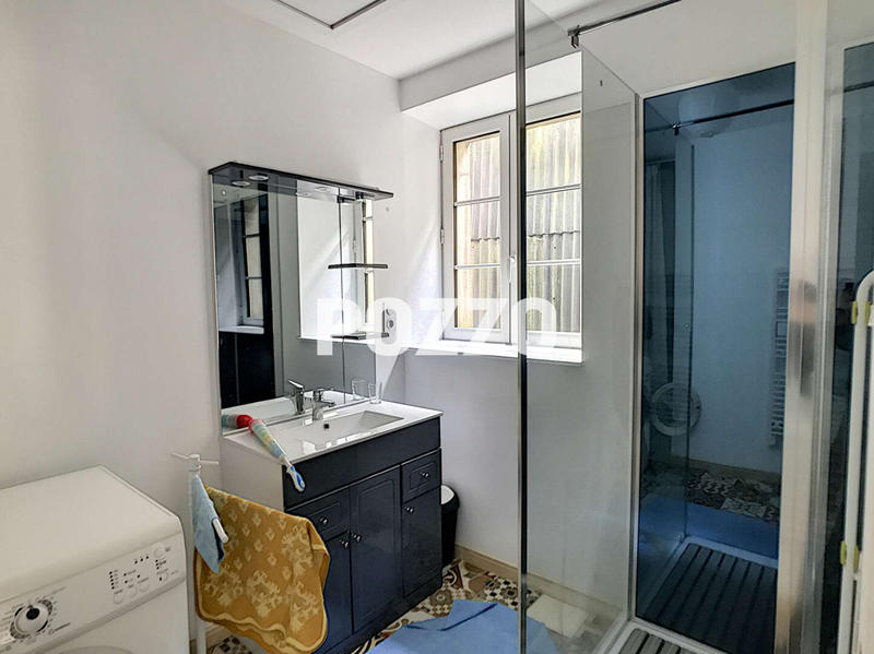 Appartement - 81 m² - 3 pièces