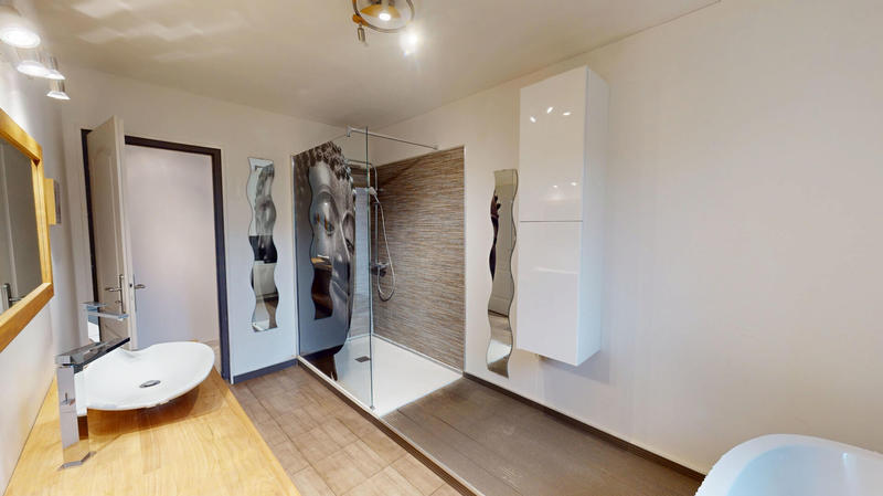 Maison - 191 m² - 7 pièces