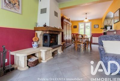 Maison - 110 m² - 6 pièces