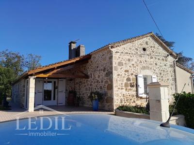 Propriété - 159 m² - 4 pièces