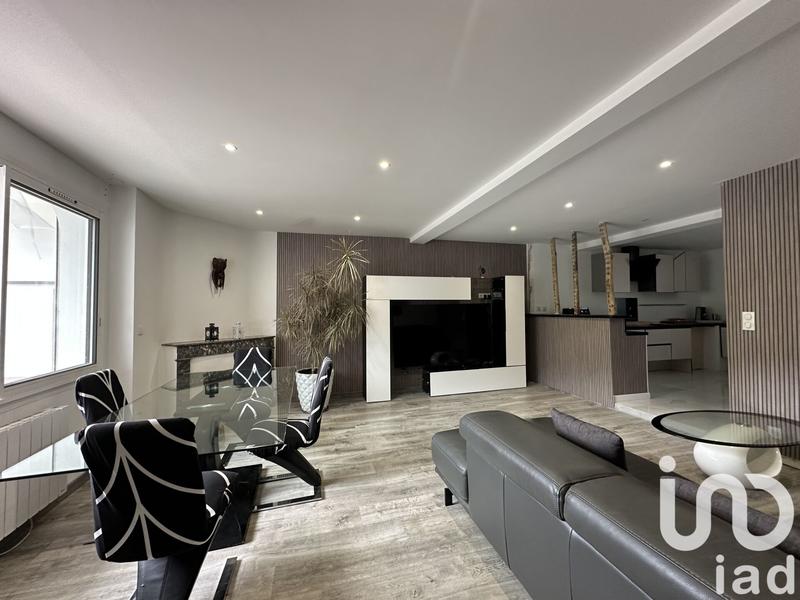 Maison de village - 241 m² - 10 pièces