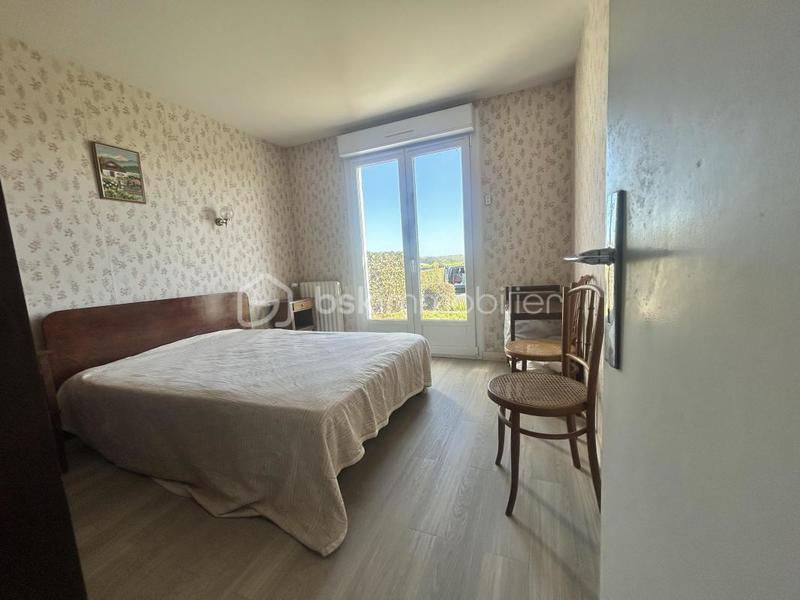 Demeure - 152 m² - 10 pièces