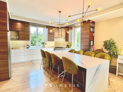 Appartement - 131 m² - 4 pièces