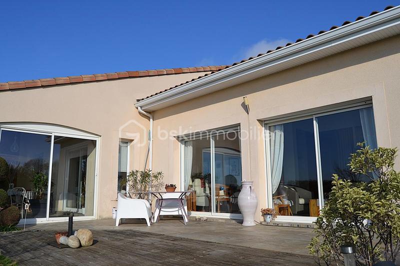 Maison - 177 m² - 5 pièces