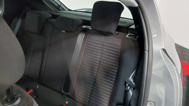 Peugeot 208 PureTech 100 s&amp;S Active Business