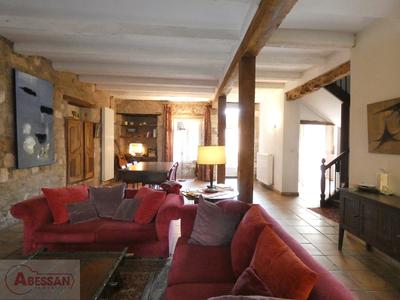 Maison de village - 250 m² - 9 pièces