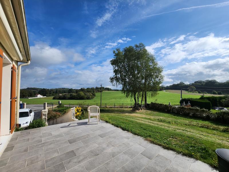 Maison - 101 m² - 5 pièces