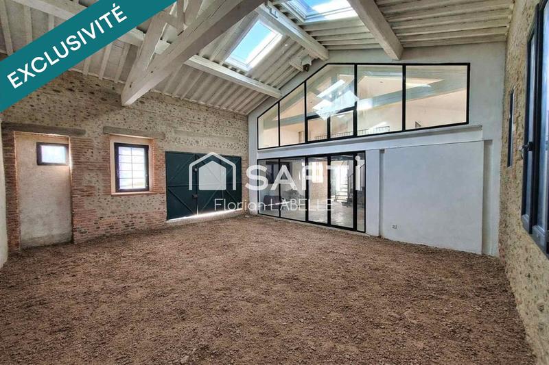Loft - 82 m² - 4 pièces