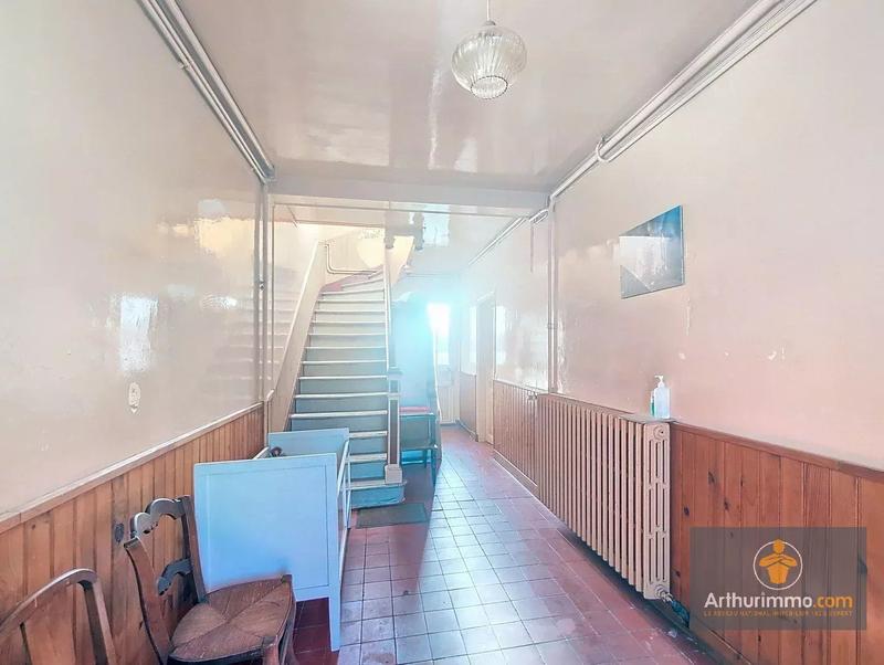 Immeuble - 209 m² - 8 pièces