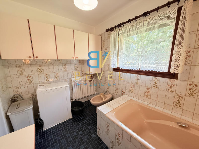 Maison - 176 m² - 6 pièces