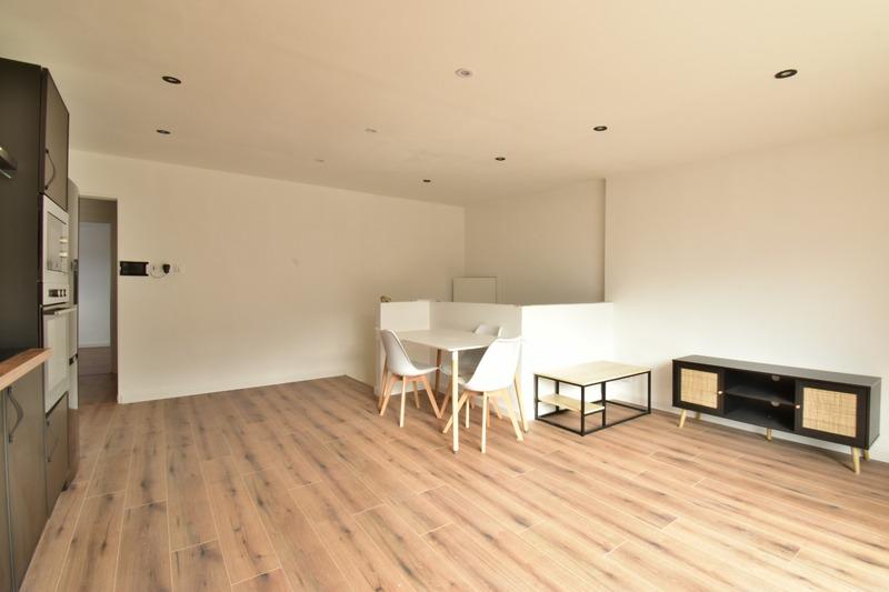Immeuble - 195 m² - 8 pièces