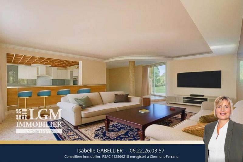 Villa - 288 m² - 6 pièces