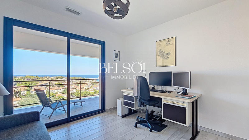 Maison contemporaine - 160 m² - 4 pièces