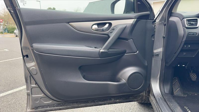 Nissan Qashqai II 1.3 Dig-T 140 Tekna