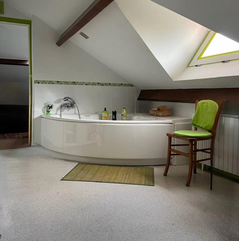 Maison - 151 m² - 6 pièces