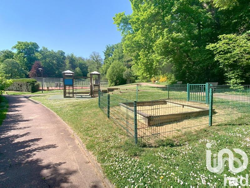 Appartement - 90 m² - 3 pièces