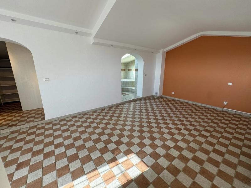 Villa - 172 m² - 6 pièces