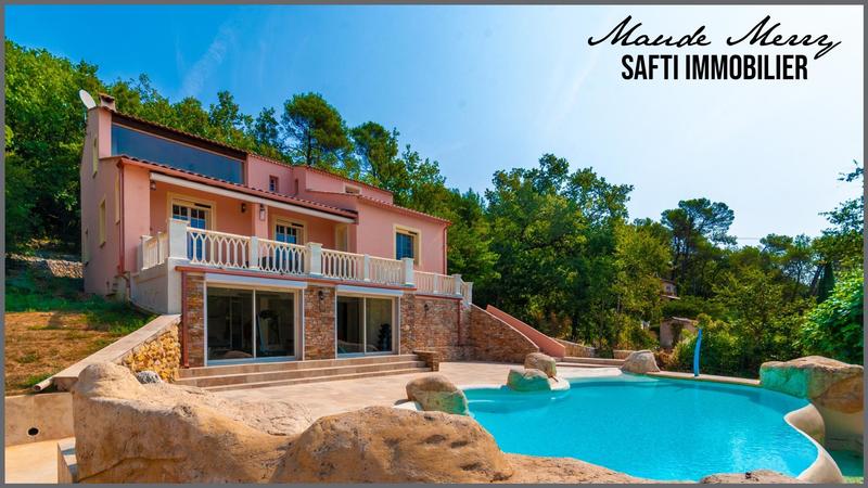 Maison - 165 m² - 6 pièces