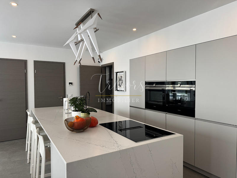 Villa - 152 m² - 6 pièces