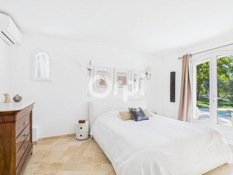 Villa - 200 m² - 6 pièces