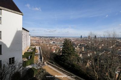 Appartement - 89 m² - 3 pièces