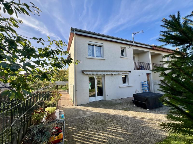 Maison - 70 m² - 4 pièces