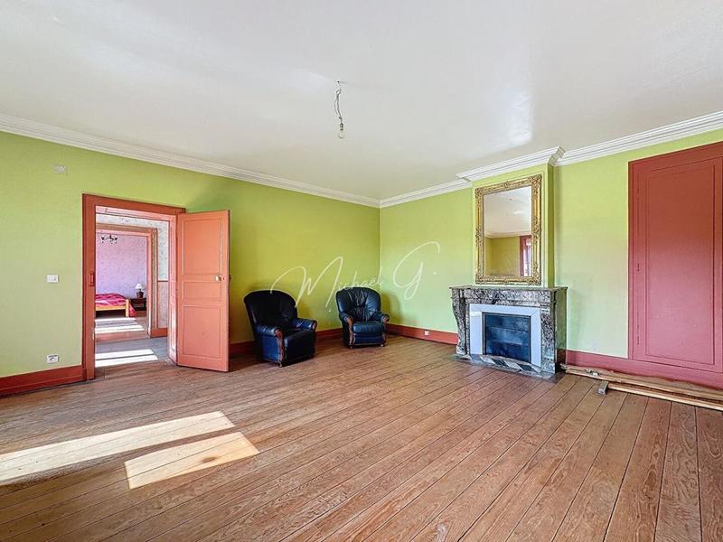 Maison - 282 m² - 8 pièces