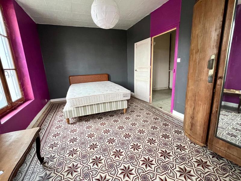 Maison - 180 m² - 7 pièces