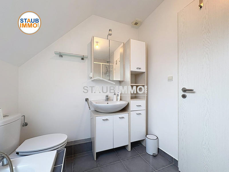 Maison - 93 m² - 5 pièces