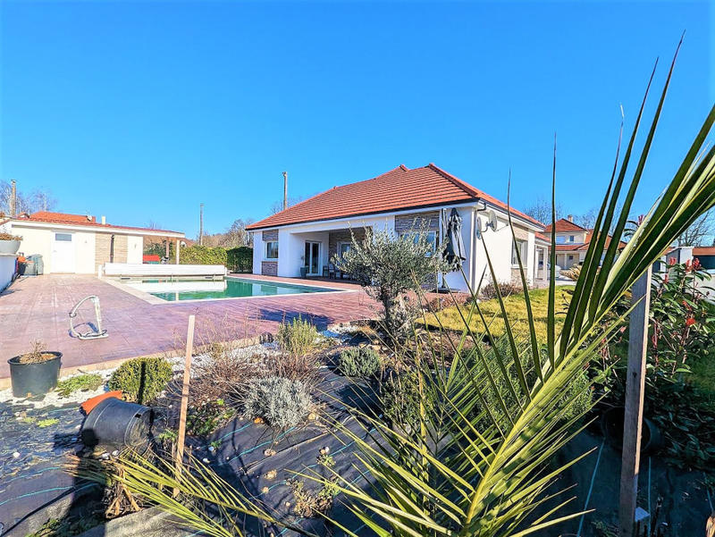 Maison - 158 m² - 5 pièces