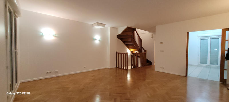 Maison - 102 m² - 4 pièces