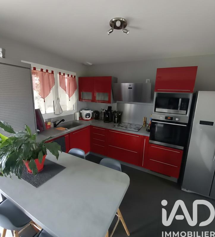 Maison - 96 m² - 4 pièces