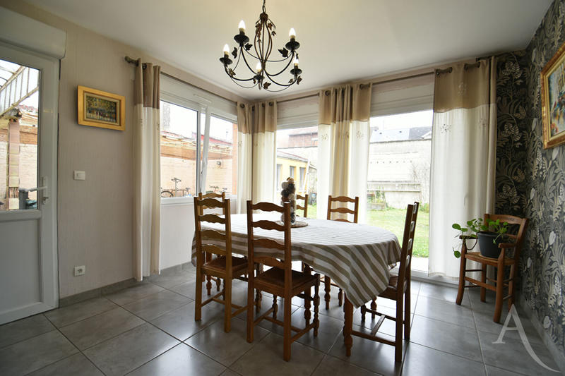 Maison - 110 m² - 5 pièces