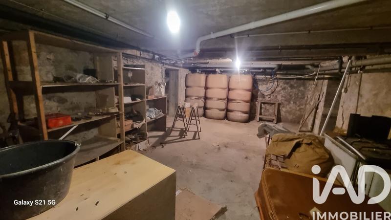 Maison - 202 m² - 5 pièces