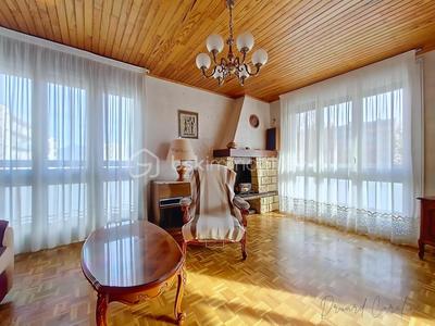 Appartement - 103 m² - 5 pièces