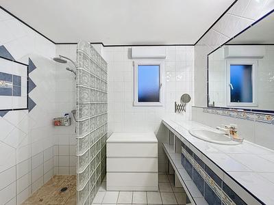 Maison - 173 m² - 8 pièces