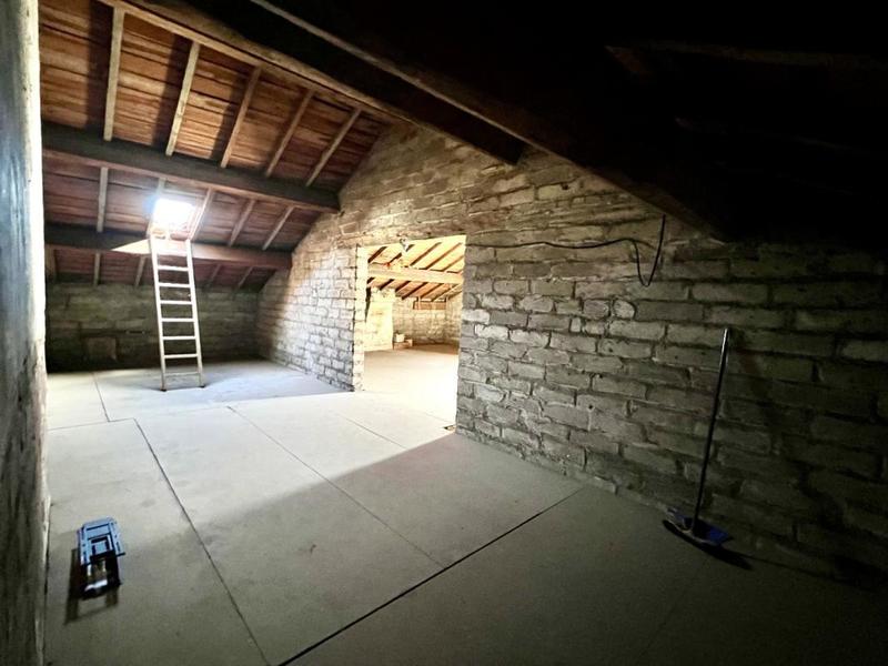 Maison de village - 200 m² - 4 pièces