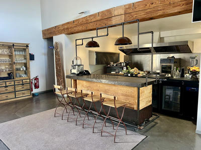 Propriété - 580 m² - 18 pièces