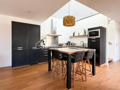 Maison - 145 m² - 6 pièces