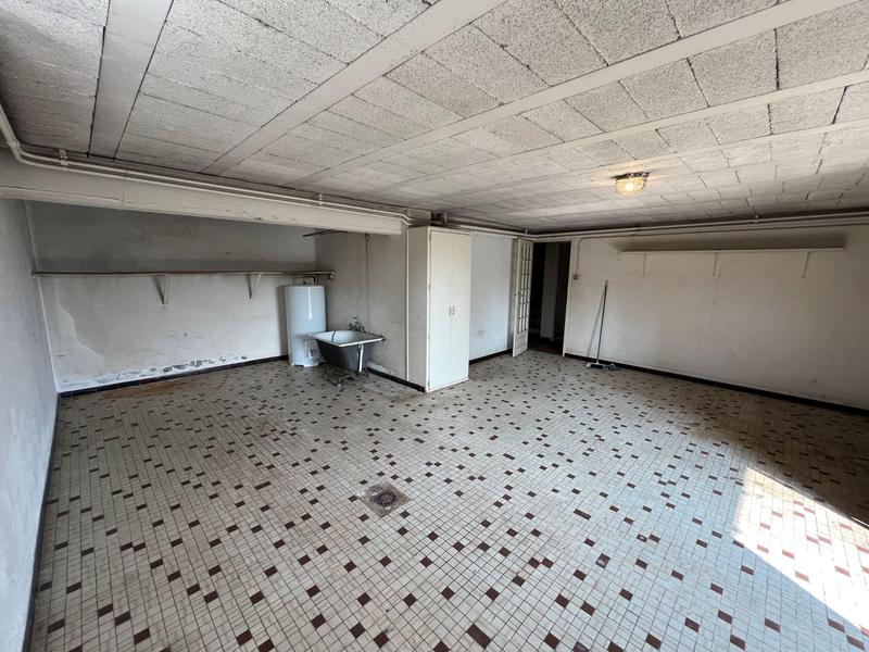 Villa - 253 m² - 8 pièces