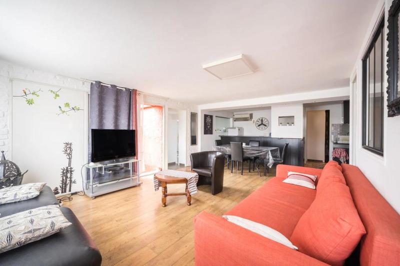 Appartement - 199 m² - 8 pièces