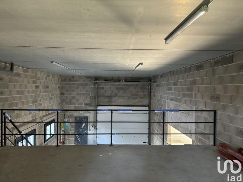 Local commercial - 143 m²