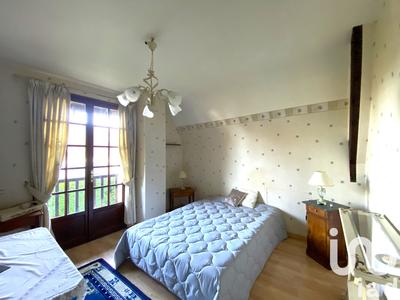 Maison - 98 m² - 5 pièces