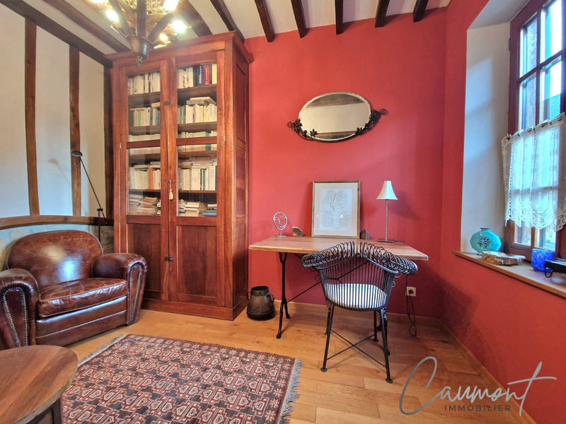 Maison - 210 m² - 8 pièces