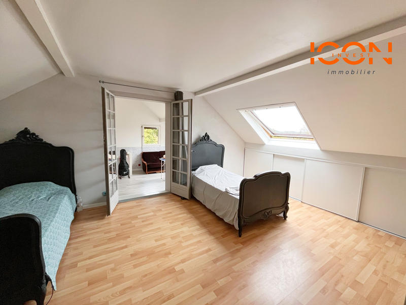 Maison - 165 m² - 7 pièces