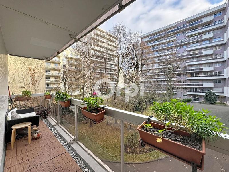 Appartement - 80 m² - 4 pièces