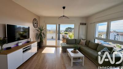 Appartement - 87 m² - 4 pièces